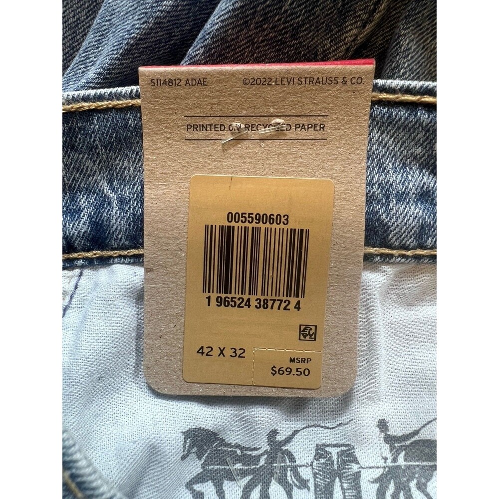 NWT Levi's 559 Jeans Men's 42x32 Relaxed Straight Stretch Medium Wash - Picture 7 of 11